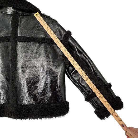Nasty Gal Aviator Jacket Faux Fur Trim Shiny Black Modern Boxy Size 6 Womens - Picture 6 of 12